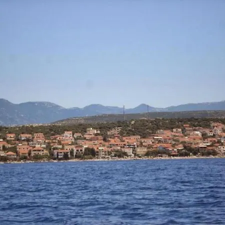 Apartment Besedic *