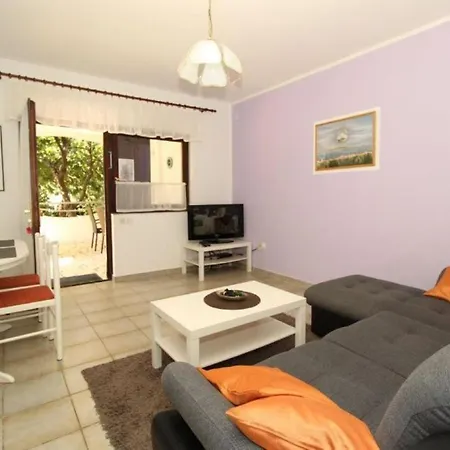 Apartment Besedic