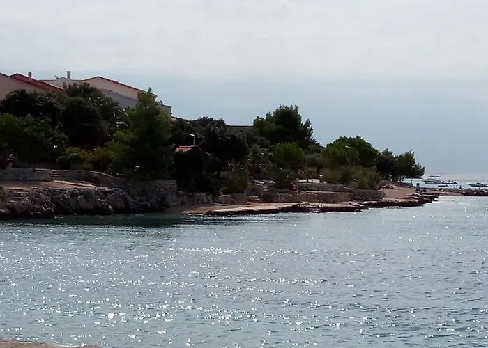 Апартаменты Besedic Мандре