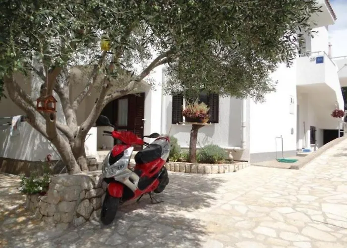 Апартаменты Besedic *