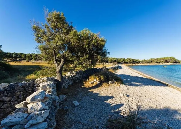 Апартаменты Besedic Мандре