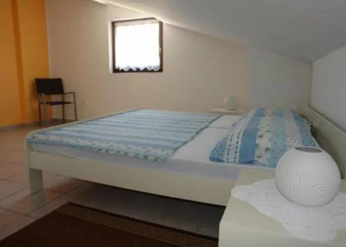 Besedic Мандре