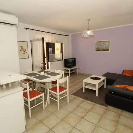 Besedic アパート *